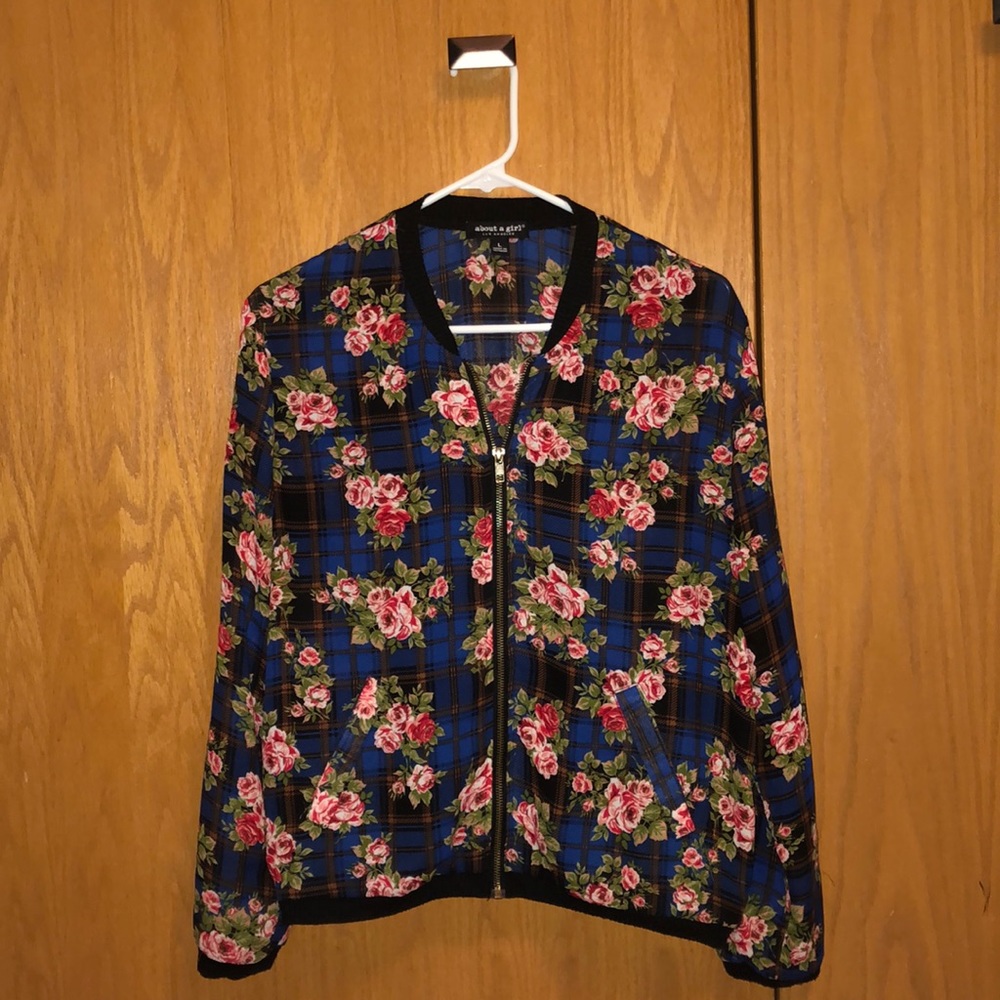 Light weight floral bomber jacket